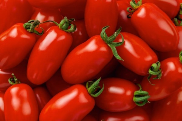 Raw,Ornela,Cherry,Tomatoes,Macro,Background.,Texture,Of,Small,Bottle